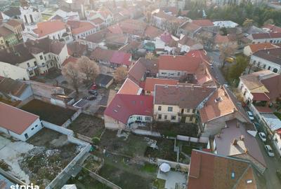 Teren de 346 mp, în Central