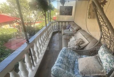 Casă cu 5 camere cu Teren 260 Mp în 14 Mai - 2