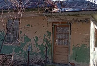 Casă cu 5 camere în Sutești - 5