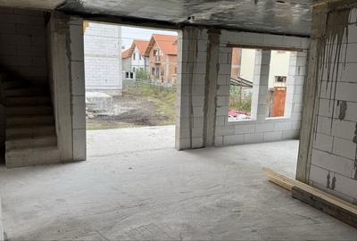 Casă cu 4 camere în Central - 7