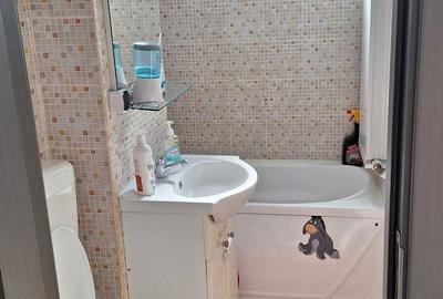 Apartament cu 3 camere decomandat în Central - 3