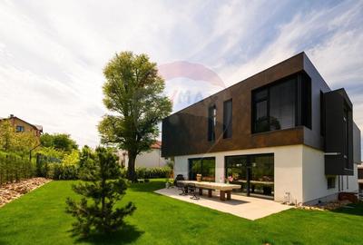 Proprietate spectaculoasă și unică de vânzare în Cluj-Napoca - 4