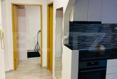 Apartament cu 3 camere semidecomandat în Central - 2