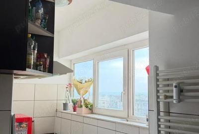 Garsonieră decomandată în Central - 2