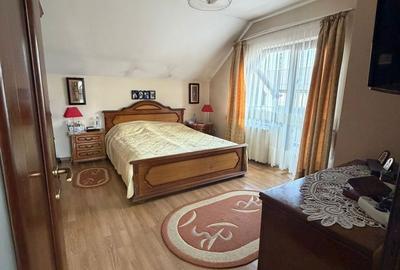 Casă cu 4 camere în Șerbănești - 8