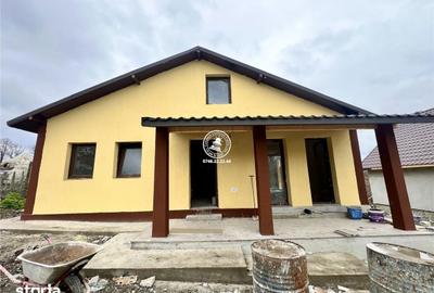 Casă cu 3 camere cu Teren 500 Mp în Voinești - 10