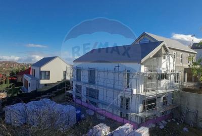 Casă individuală cu 5 camere cu Teren 611 Mp în Feleacu - 2