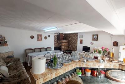 Casă individuală cu 8 camere cu Canalizare în Central - 20