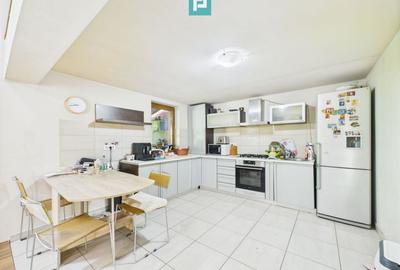Casă individuală cu 8 camere cu Teren 680 Mp în Mehala - 2