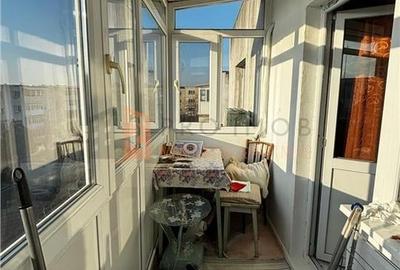 Apartament 2 camere cf 1 semidecomandat zona Brosteni - 7