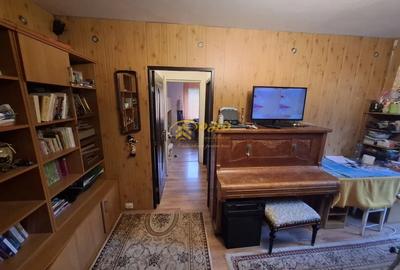 Ap. 3 camere decomandate în Podul de Piatră, lângă Palas - 2