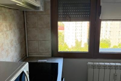 Apartament cu 2 camere semidecomandat în Titan