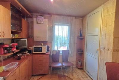 Vand apartament cu 3 camere in Tg.Mures. - 1
