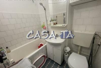 Apartament 2 Camere, Etaj 8/10 (lift nou), Strada Aleea Plopilor - 12