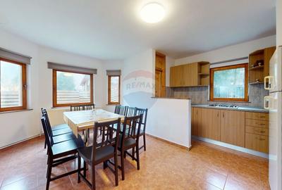 Casă cu 7 camere cu Teren 986 Mp în Plaiul Foii - 6