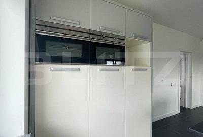 Casă cu 5 camere cu Teren 6000 Mp în Fălticeni - 4