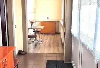 Casă cu Canalizare în Central