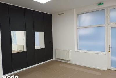 Spațiu comercial, de 60 mp, în Mărăști