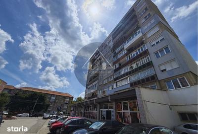 Apartament cu 3 camere decomandat în Central - 1