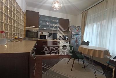 Casa individuala P+1, curte proprie + spatii comerciale, Dambovita. - 10