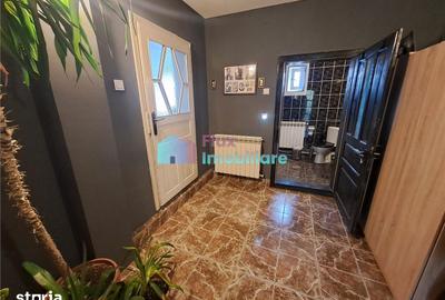 Casă cu 5 camere cu Teren 800 Mp în Cornu Luncii - 16