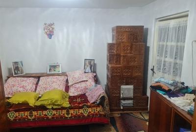 Casă cu 3 camere cu Teren 375 Mp în Central-Piață - 5