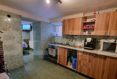 COMISION 0!Casa cu 2 apartamente, 210 mp, 1350 mp teren, in - 7