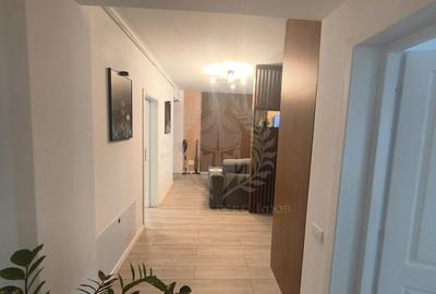 APARTAMENT 3 CAMERE// ZONA 9 MAI - 15