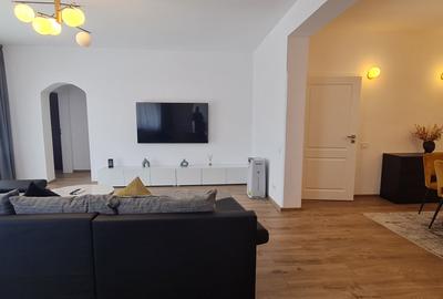 Ultracentral_apartament 3camere,120mp,impecabil,terasa,pret 780E - 9