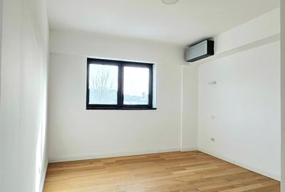 Spațiu comercial, de 726 mp, în Polonă - 11