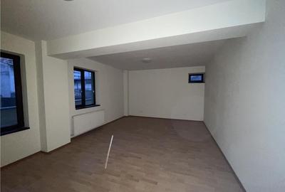 Piata Iancului,imobil S+P+2+M, suprafata 1000mp, 18 camere,parcare - 9