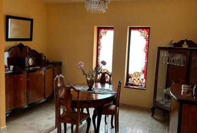 Casă individuală cu 5 camere cu Teren 136 Mp în Sub Arini - 2