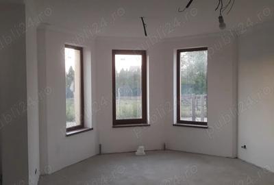 Nou 153 mp are curte privata cu acces auto - 9