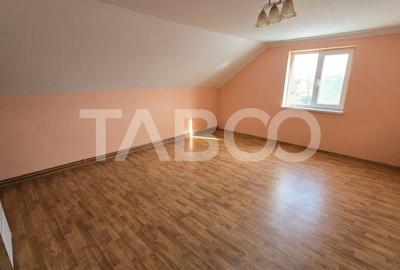 Casă individuală cu 4 camere cu Canalizare în Daia - 16