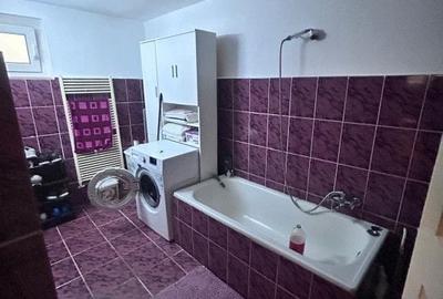 Casă cu 6 camere cu Teren 3.9 Mp în Central - 1