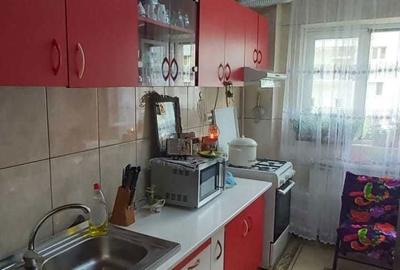 Apartament cu 2 camere decomandat în Titan - 6