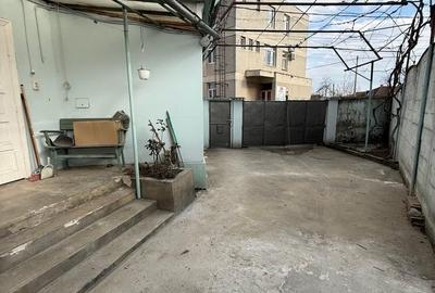 Apartament cu 3 camere decomandat în Central - 2