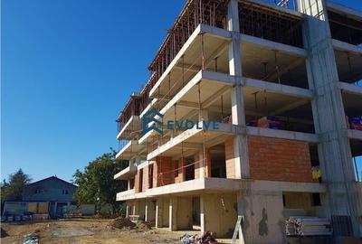 Apartament cu 2 camere semidecomandat în Moara de Vânt