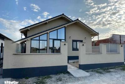 Casă cu 3 camere cu Teren 250 Mp în Malu Mare - 8