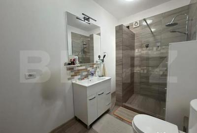 Casă cu 5 camere cu Teren 1020 Mp în Central - 2