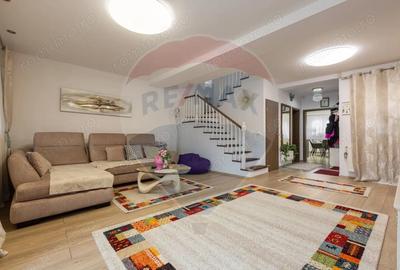 Casă cu 2 camere cu Teren 162 Mp în Central - 7