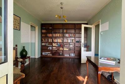 Calea Grivi?ei metrou Grivi?ei - 7