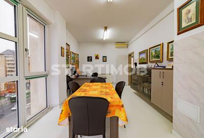 Spațiu comercial, de 115 mp, în Piața - 2