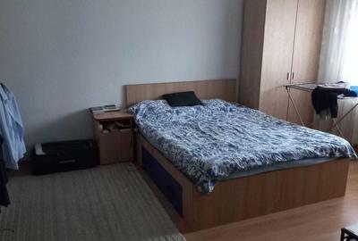 Garsoniera cu centrala termica, 13 septembrie - 1