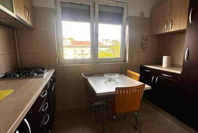 Apartament cu 3 camere semidecomandat, mobilat în Drumul Taberei - 3