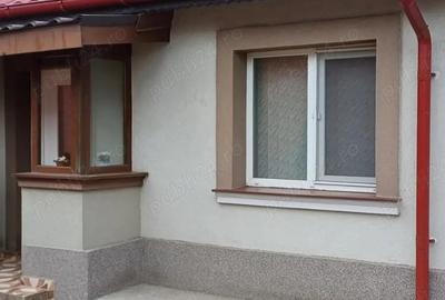 Casă cu 3 camere în Afumați
