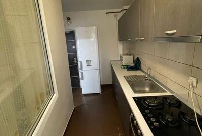 Garsonieră decomandată în - 2