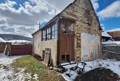 Casa + curte + gradina - 2