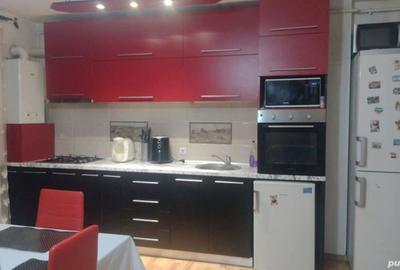 Vand apartament 3 camere mobilat cu parcare - 7