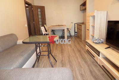 Apartament cu 3 camere decomandat în Circumvalațiunii - 2